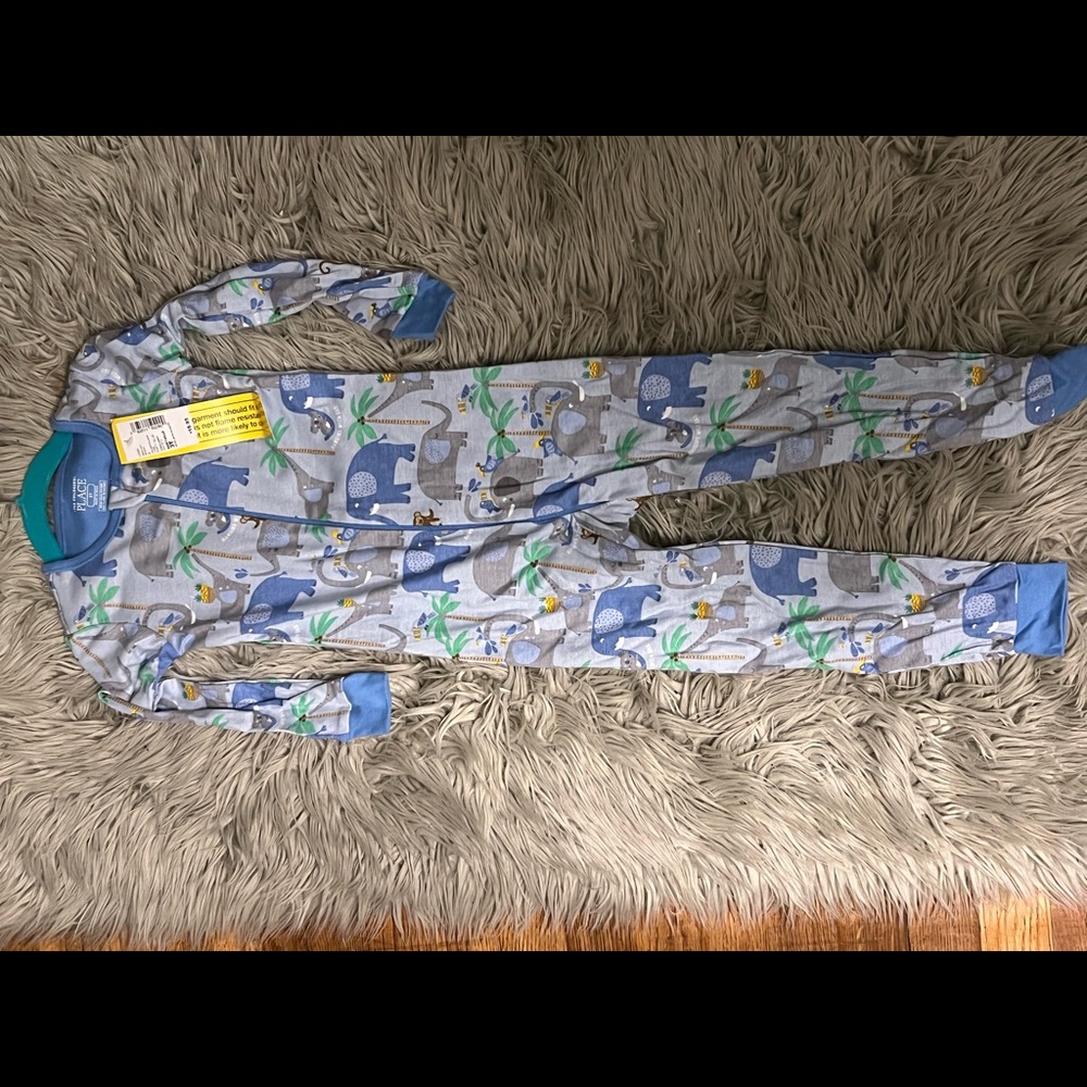 Children’s Place zip up pajamas